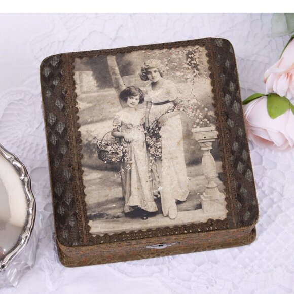 Other - Vintage jewelry box 2 pretty flower girls, French brocade ribbon covered trinket